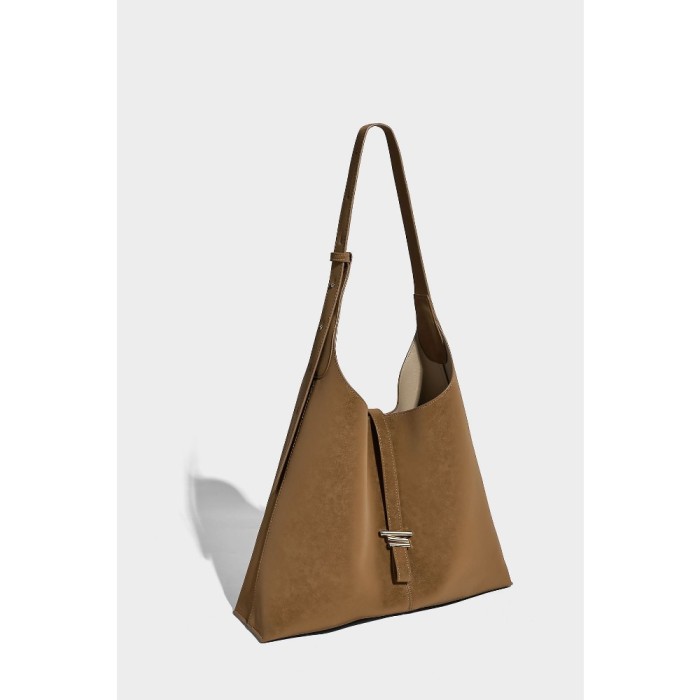 BAG A8902