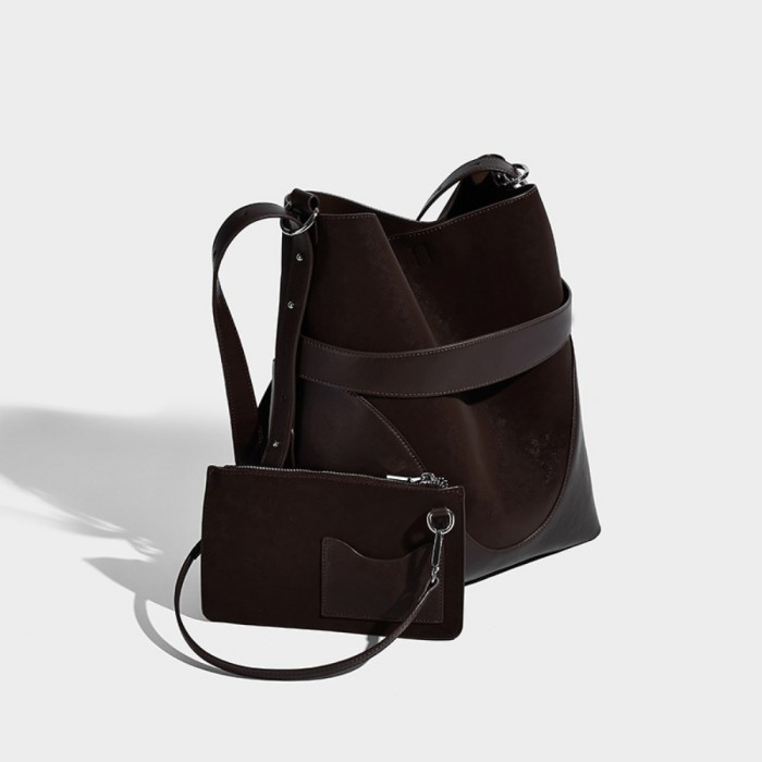BAG A8907