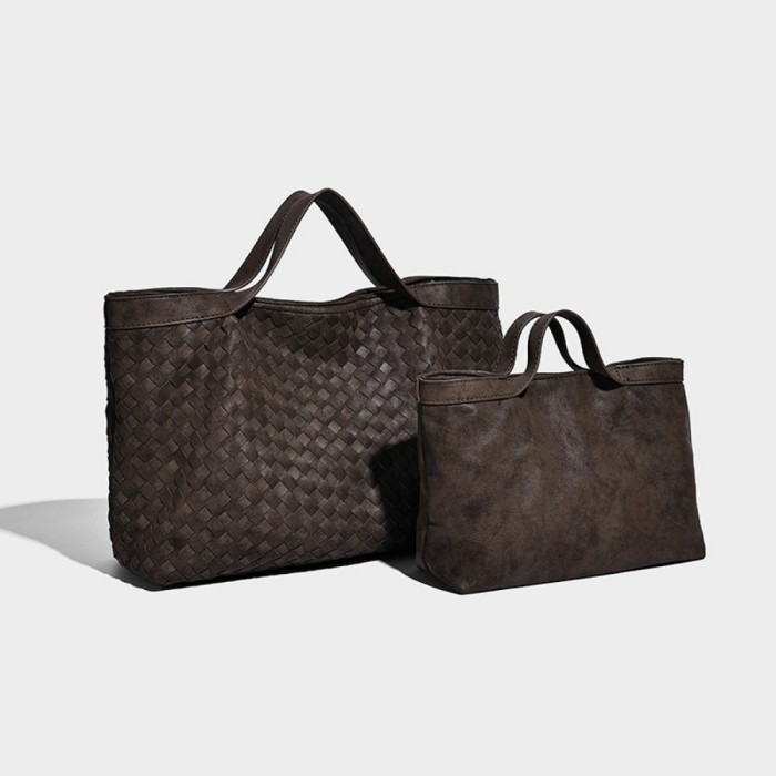 BAG A8911