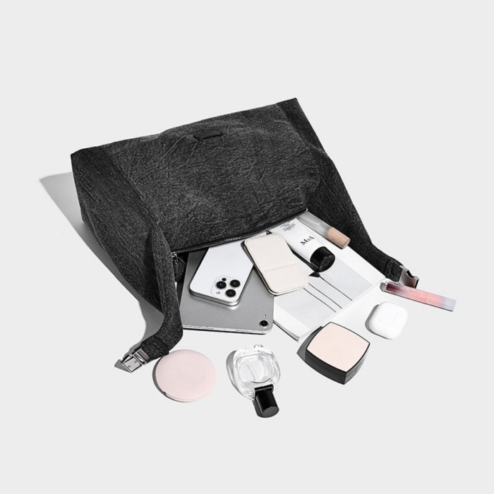 BAG A8930