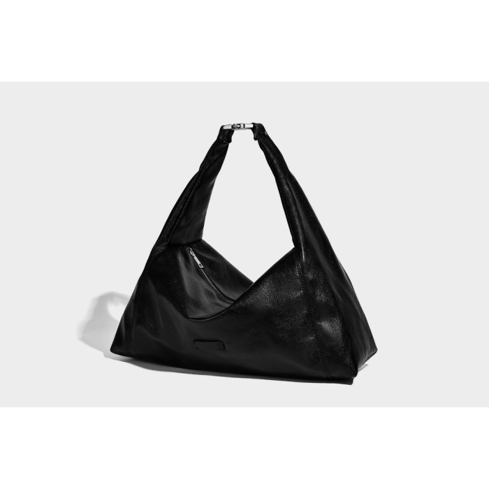 BAG A8930