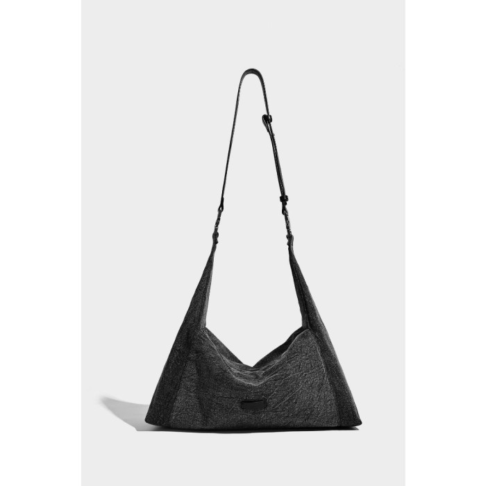 BAG A8930