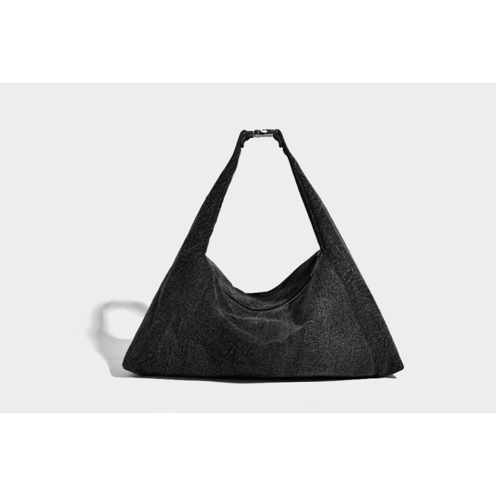 BAG A8930