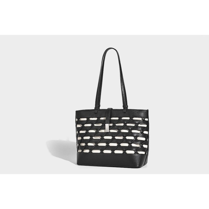 BAG A8972
