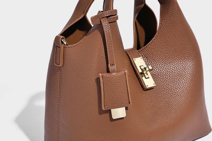 BAG A8968