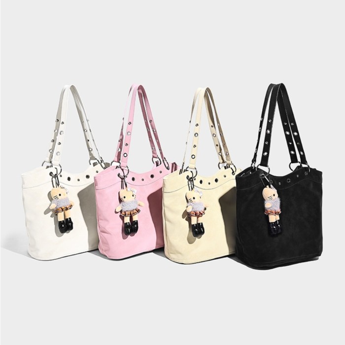 BAG 8996