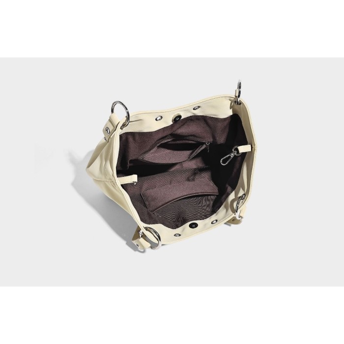 BAG 8996