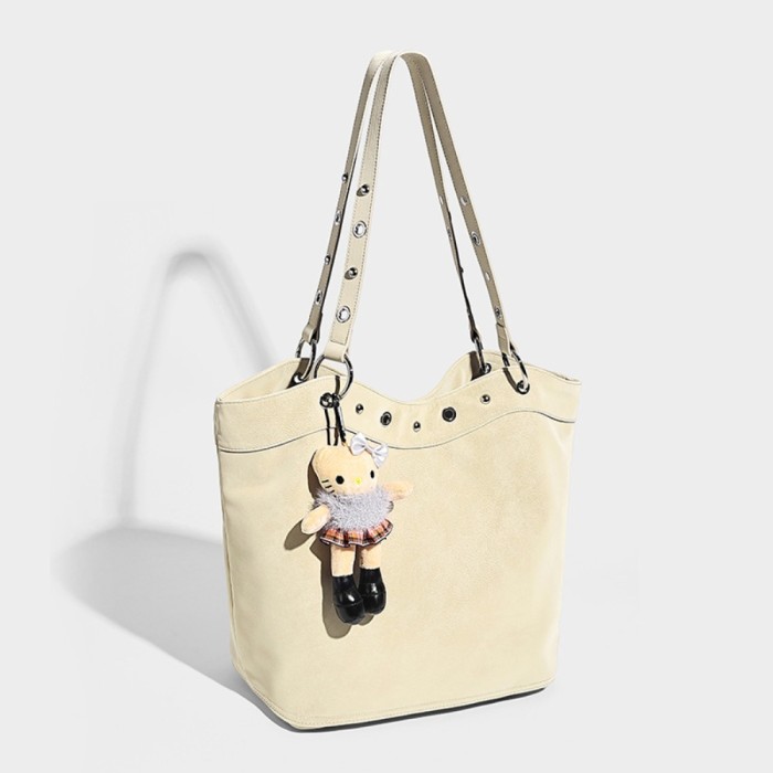BAG 8996