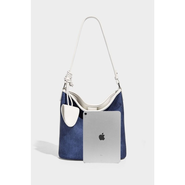 BAG A8858-8