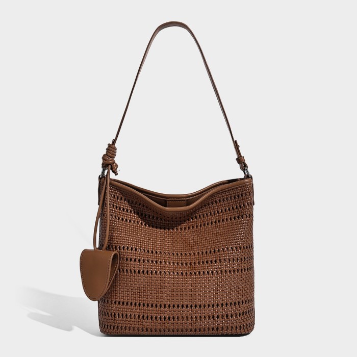 BAG A8858-17