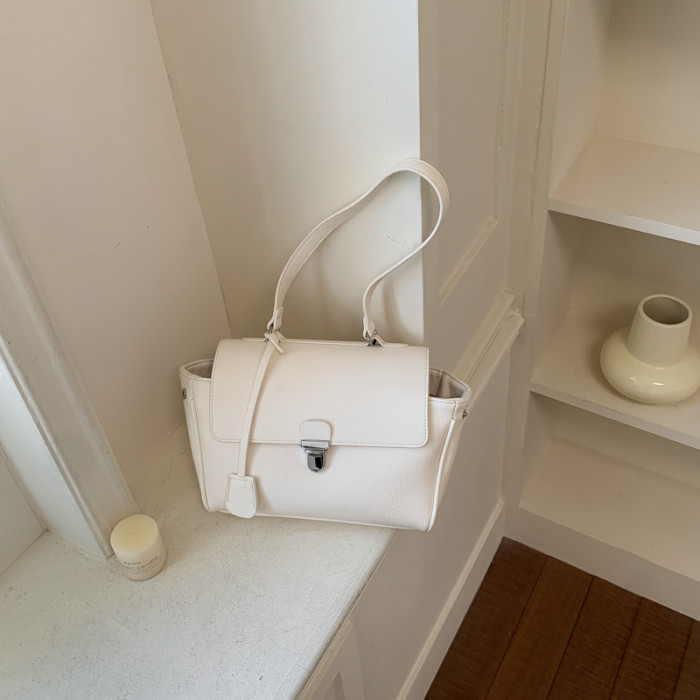 bag 06076