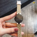 注目度NO.1グッチ 時計 コピー レディース クオーツ3色