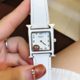 大人気新品エルメス 時計 コピー レディース クオーツ7色