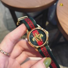 大人気新品グッチ 時計 コピー レディース クオーツ