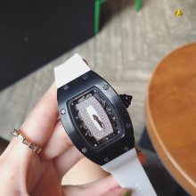 定番人気新品リシャールミル 時計 コピー レディース クオーツ4色
