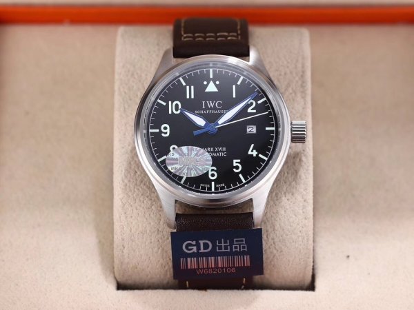 高品質IWC パイロットウォッチ コピーシリーズ メンズ 自動巻き