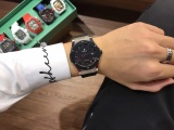 人気売れ筋ウブロ コピー メンズ 自動巻き 3色