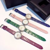 注目度NO.1シャネル 時計 コピー レディース クオーツ 4色