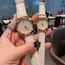 大人気新品グッチ 時計 コピー レディース クオーツ4色