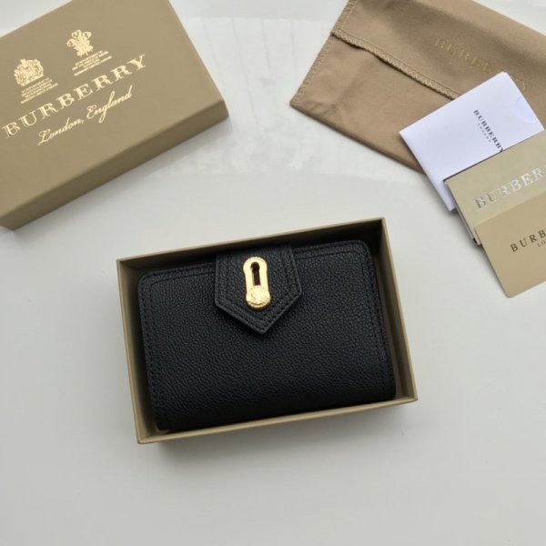 2019人気新作バーバリー(BURBERRY)☆レディース 財布コピー ☆どんなアイテムとも相性がいい！絶賛発売中！！