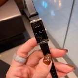 定番人気新品グッチ 時計 コピー レディース クオーツ2色