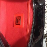 クリスチャンルブタンバッグコピー 2020新品注目度NO.1 Christian Louboutin レディース ショルダーバッグ