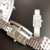 定番人気カルティエ タンク コピーシリーズ レディース クオーツ