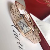 定番人気カルティエ タンク コピーシリーズ レディース クオーツ