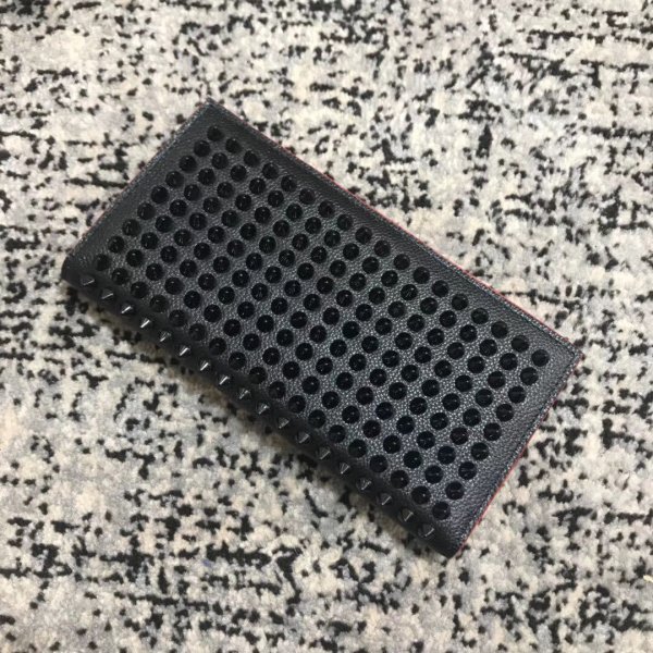 クリスチャンルブタン長財布コピー 定番人気2020新品 Christian Louboutin 男女兼用