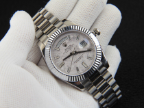人気売れ筋ロレックス コピー時計 Rolex デイデイト シリーズ メンズ 自動巻き