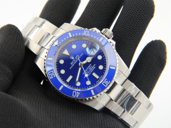 定番人気売れ筋ロレックス コピー 時計 Rolex サブマリーナシリーズ メンズ 自動巻き