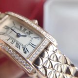定番人気カルティエ タンク コピーシリーズ レディース クオーツ