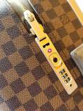 ルイヴィトンバッグコピー 定番人気2020新品 Louis Vuitton 男女兼用 スーツケース