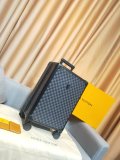 ルイヴィトンバッグコピー 2020新品注目度NO.1 Louis Vuitton 男女兼用 スーツケース