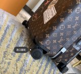 ルイヴィトンバッグコピー 2020新品注目度NO.1 Louis Vuitton 男女兼用 スーツケース