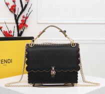 フェンディバッグコピー 2021新品注目度NO.1 FENDI レディース ハンドバッグ
