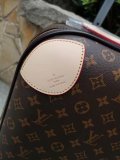 ルイヴィトンバッグコピー 定番人気2020新品 Louis Vuitton 男女兼用 スーツケース