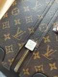 ルイヴィトンバッグコピー 大人気2020新品 Louis Vuitton 男女兼用 スーツケース