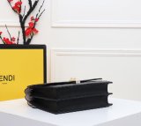 フェンディバッグコピー 定番人気2021新品 FENDI レディース ハンドバッグ