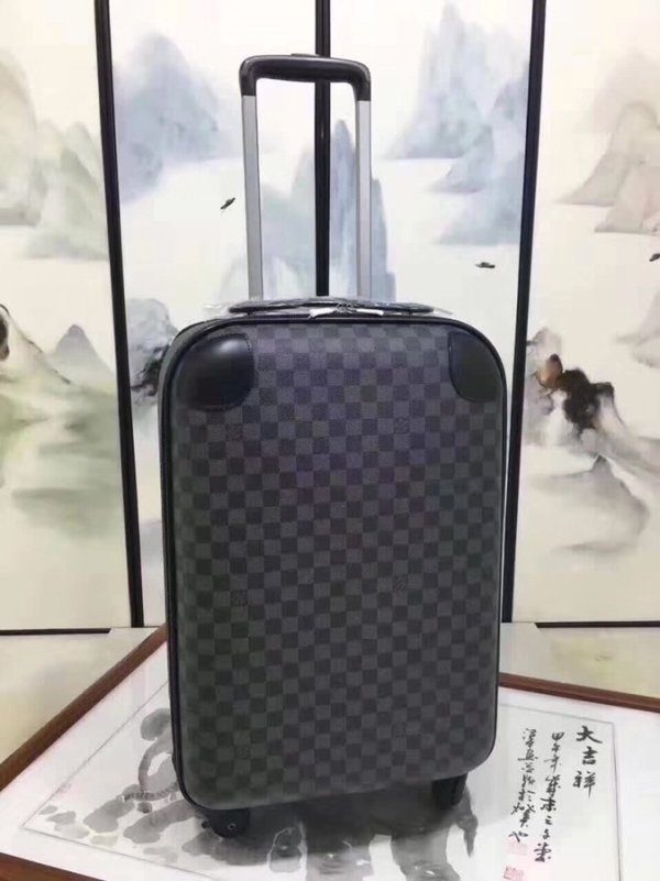 ルイヴィトンバッグコピー 大人気2020新品 Louis Vuitton 男女兼用 スーツケース