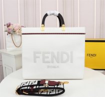 フェンディバッグコピー 定番人気2021新品 FENDI レディース トートバッグ