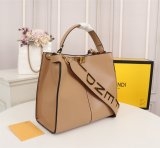 フェンディバッグコピー 2021新品注目度NO.1 FENDI レディース トートバッグ