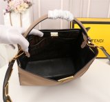 フェンディバッグコピー 2021新品注目度NO.1 FENDI レディース トートバッグ