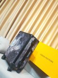 ルイヴィトンバッグコピー 2020新品注目度NO.1 Louis Vuitton 男女兼用 スーツケース