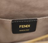 フェンディバッグコピー 2021新品注目度NO.1 FENDI レディース ハンドバッグ