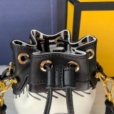 フェンディバッグコピー 定番人気2021新品 FENDI レディース バケツバッグ