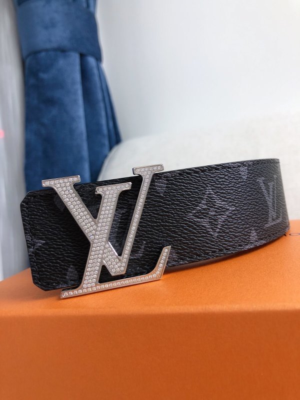 高品質 ルイヴィトンベルトコピー 2021新品注目度NO.1 Louis Vuitton メンズ ベルト
