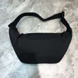 高品質 バレンシアガバッグコピー 2021新品注目度NO.1 BALENCIAGA 男女兼用 ボディバッグ