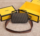 フェンディバッグコピー 2021新品注目度NO.1 FENDI レディース ショルダーバッグ