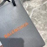 高品質 バレンシアガバッグコピー 定番人気2021新品 BALENCIAGA 男女兼用 ショルダーバッグ